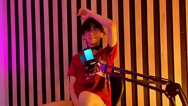 Twink Sebas7 online show from 05/08/26, 12:20