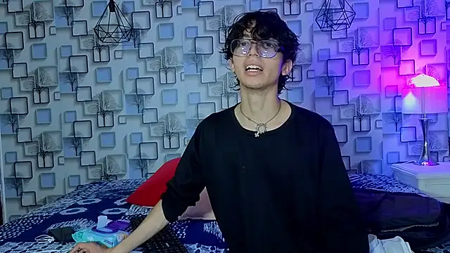 Twink Sebas7 online show from 05/19/26, 12:12