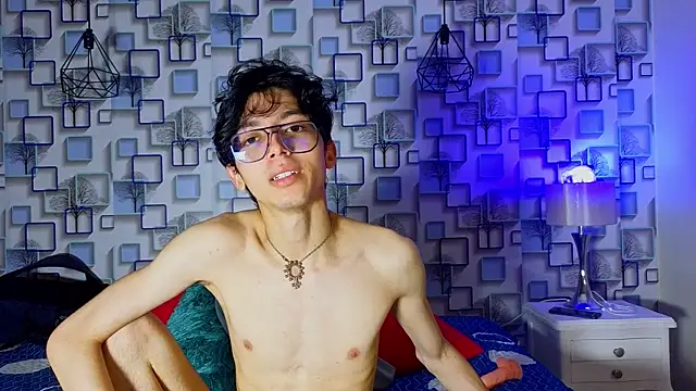 Twink Sebas7 online show from 04/14/26, 12:21