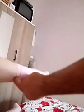 Snapshot of cansu27 chatting on 04/11/26, 01:15 cansu27 online show from 04/11/26, 01:15