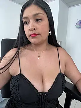 Snapshot of Simplemente_Aurora chatting on 06/12/26, 09:34 Simplemente Aurora online show from 06/12/26, 09:34