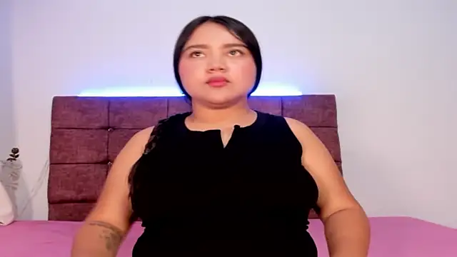 Hot LatinaX online show from 04/15/26, 10:43