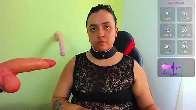 Snapshot of Cassle_ibarra_x chatting on 04/12/26, 08:01 Cassle ibarra x online show from 04/12/26, 08:01