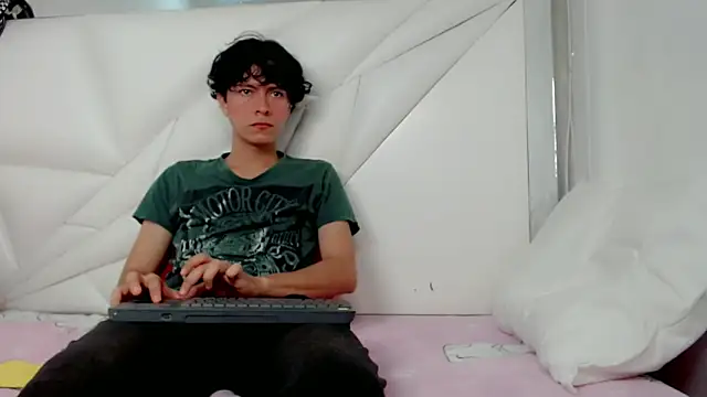 Shirowitheb online show from 04/09/26, 01:17