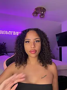 princessromyindy online show from 04/18/26, 12:51