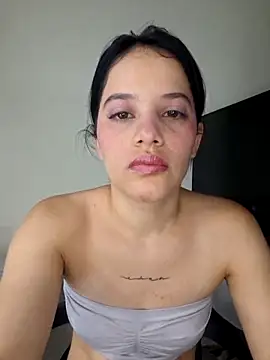 Snapshot of franchezkacarsonn chatting on 05/17/26, 11:43 franchezkacarsonn online show from 05/17/26, 11:43