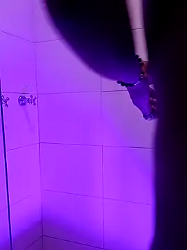 Leilany sexy online show from 04/14/26, 06:02