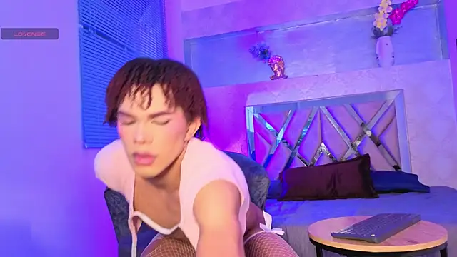 steicy torres online show from 05/05/26, 04:21