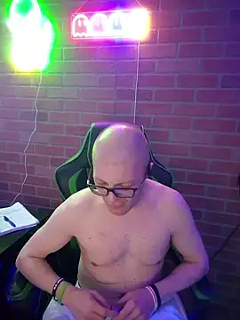 chronic vibez online show from 06/28/26, 12:28