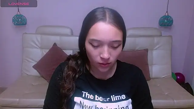 Marianne Cam online show from 06/02/26, 12:38