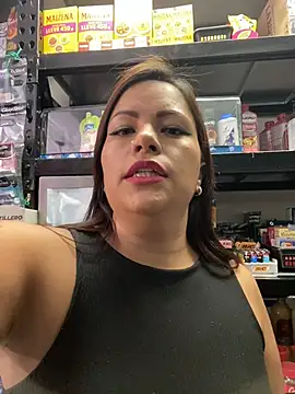 MIA ROSSEEE online show from 06/03/26, 02:33
