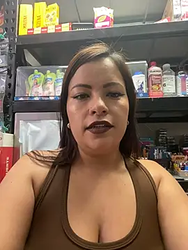 MIA ROSSEEE online show from 05/23/26, 01:32
