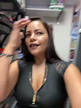 MIA ROSSEEE online show from 04/25/26, 01:14