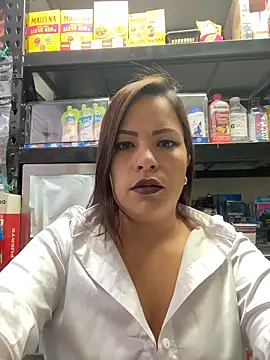MIA ROSSEEE online show from 06/01/26, 02:39
