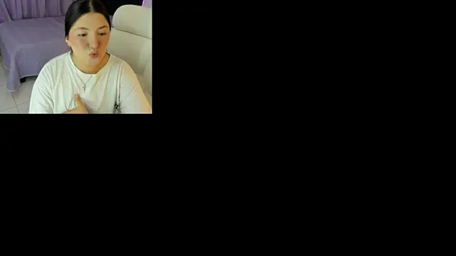 Snapshot of Celestee_21 chatting on 07/12/26, 09:26 Celestee 21 online show from 07/12/26, 09:26