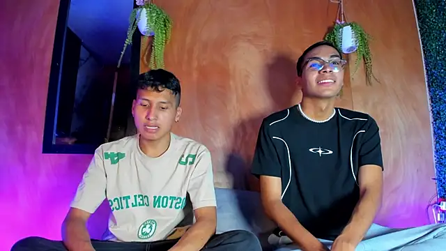 Snapshot of rafael_velvet chatting on 04/09/26, 10:49 rafael velvet online show from 04/09/26, 10:49