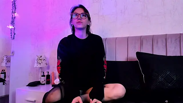 Alis Roze online show from 07/18/26, 07:33