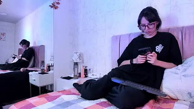Alis Roze online show from 06/11/26, 01:49