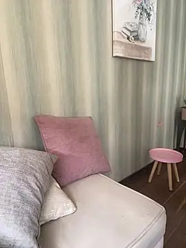 AlanaMartinez Pink online show from 05/20/26, 04:04