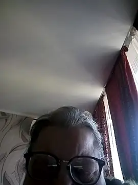 Snapshot of MartaMia68 chatting on 04/14/26, 07:35 MartaMia68 online show from 04/14/26, 07:35