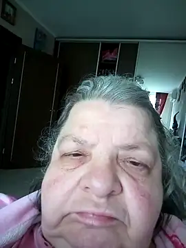 Snapshot of MartaMia68 chatting on 06/04/26, 05:12 MartaMia68 online show from 06/04/26, 05:12