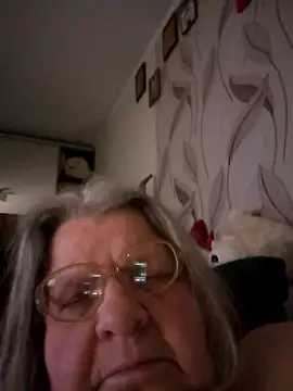 MartaMia68 online show from 05/12/26, 08:04