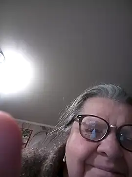 Snapshot of MartaMia68 chatting on 04/13/26, 07:29 MartaMia68 online show from 04/13/26, 07:29