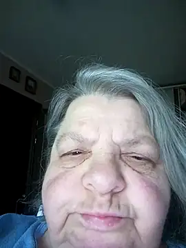 MartaMia68 online show from 05/17/26, 04:01