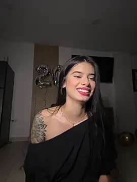 Snapshot of Giiasteele chatting on 05/03/26, 02:27 Giiasteele online show from 05/03/26, 02:27
