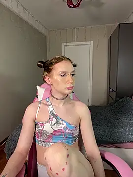 Snapshot of Mikaella_Nicole chatting on 04/13/26, 04:44 Mikaella Nicole online show from 04/13/26, 04:44