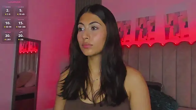 Layla amirah online show from 05/09/26, 03:10