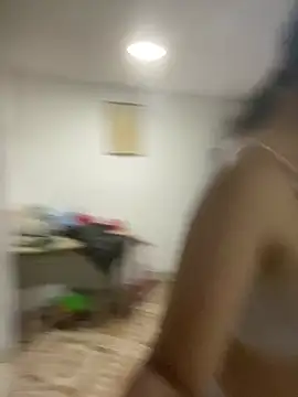 Snapshot of lisa_and_lian chatting on 04/12/26, 08:23 lisa and lian online show from 04/12/26, 08:23