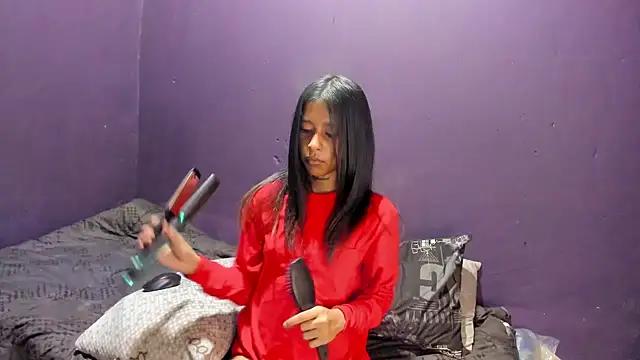 Indianteezerr online show from 06/25/26, 04:56