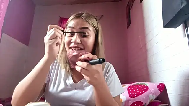 TamRuman online show from 04/11/26, 03:03