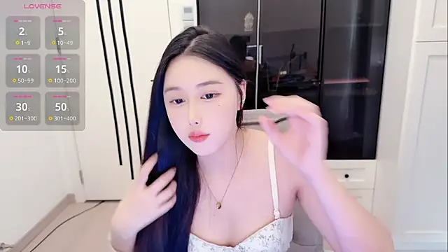 secret-sese online show from 05/17/26, 09:53