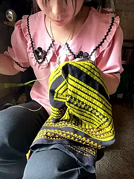 Maianly online show from 04/17/26, 02:36