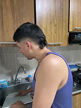 Snapshot of Universobayx chatting on 04/16/26, 04:13 Universobayx online show from 04/16/26, 04:13