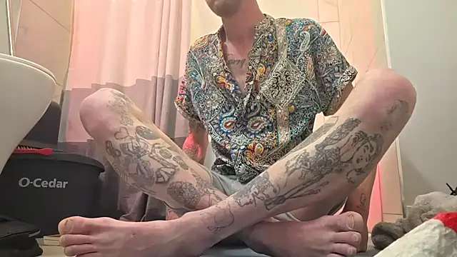 rawanduncut4u online show from 04/14/26, 03:39