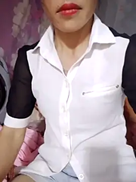  Lyly pussy  online show from 04/09/26, 10:21