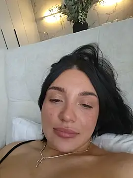 Snapshot of LucyHotty_ chatting on 04/13/26, 10:08 LucyHotty online show from 04/13/26, 10:08