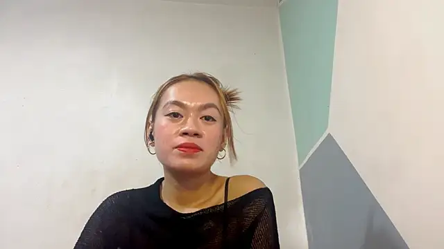 Snapshot of LadyBianca19 chatting on 05/08/26, 12:20 LadyBianca19 online show from 05/08/26, 12:20