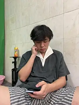 Snapshot of titi-999 chatting on 07/26/26, 12:01 titi-999 online show from 07/26/26, 12:01