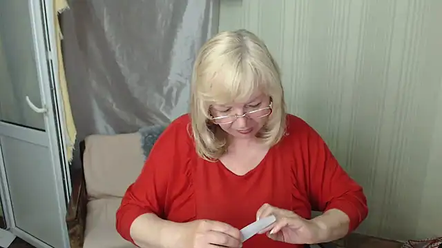 LavandaMay online show from 05/19/26, 08:27
