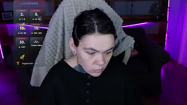 Snapshot of QwertyAnnie_Lbo chatting on 04/09/26, 11:16 QwertyAnnie Lbo online show from 04/09/26, 11:16