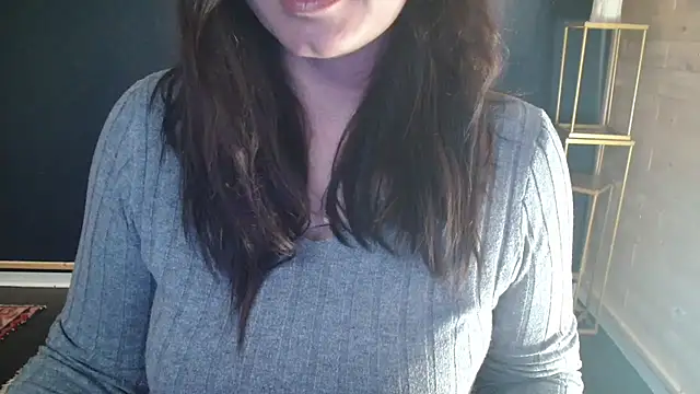 NicoleLove  online show from 04/14/26, 06:40