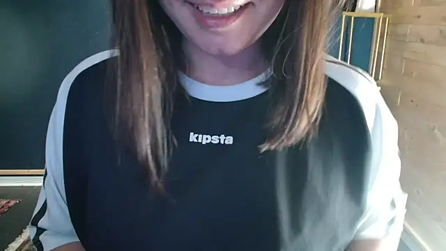 NicoleLove  online show from 07/15/26, 03:52