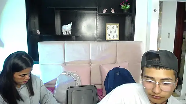 Tony 1  online show from 04/12/26, 03:21