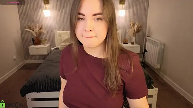 Nelie Evans online show from 06/05/26, 01:10