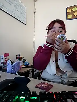 AliceScoot  online show from 04/28/26, 05:17