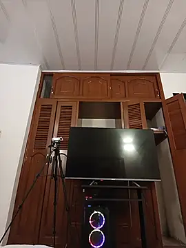 AliceScoot  online show from 05/23/26, 06:18